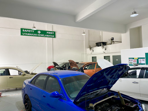 SL Steady (Official Pusat AIRCOND Kereta)